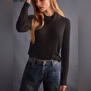 Cabi easy turtleneck